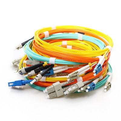 APC σκοινιού UPC μπαλωμάτων καλωδίων ινών FTTH με το συνδετήρα MTRJ MU DIN